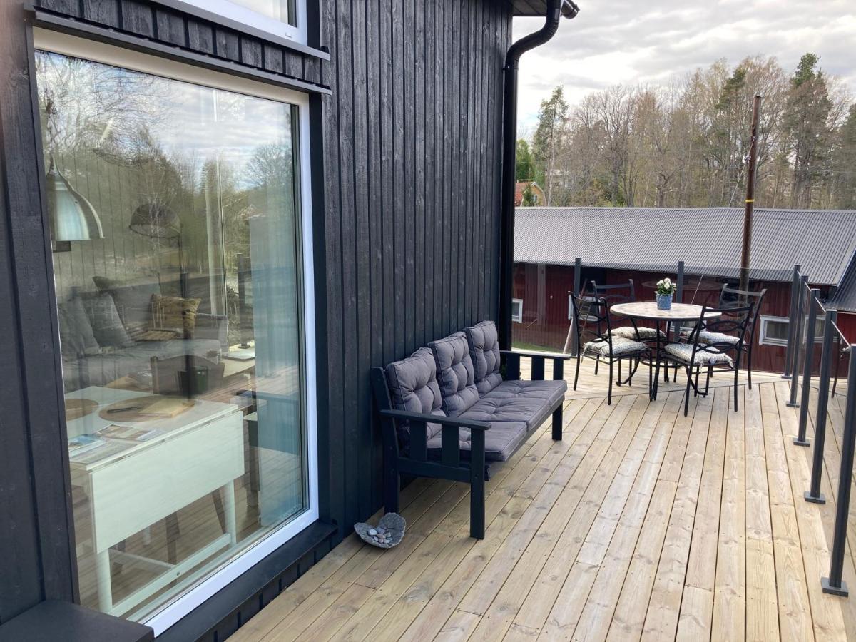 Cabin In The Woods, Close To Lake Maelaren Eskilstuna Eksteriør bilde